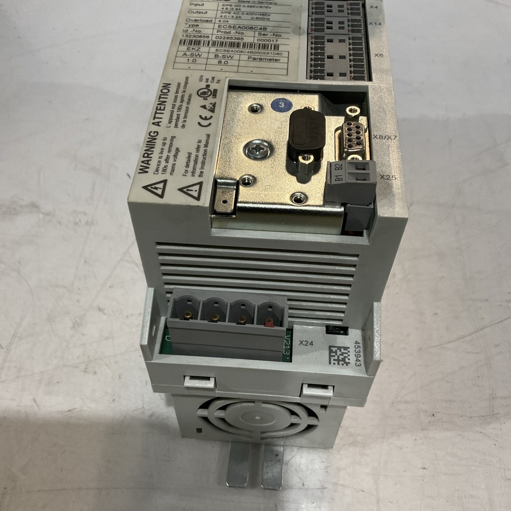 LENZE ECSEA008C4B SERVO DRIVE VARIABLE FREQUENCY CONTROLLER INVERTER XE25