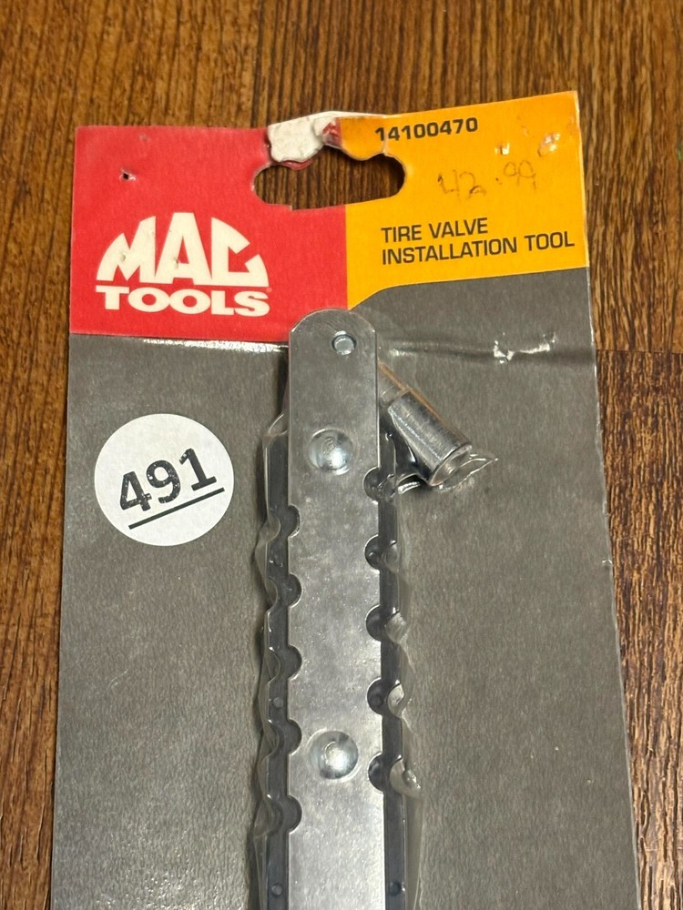 Mac Tools RED Tire valve / Valve Stem Installation Tool 14100470 schrader