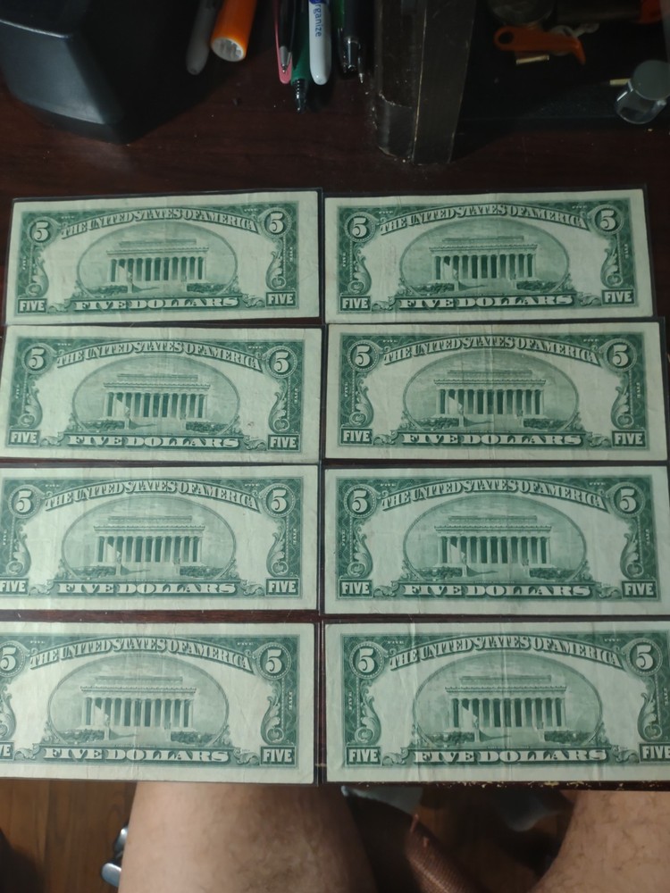 1934 $5 silver certificates..total (8)