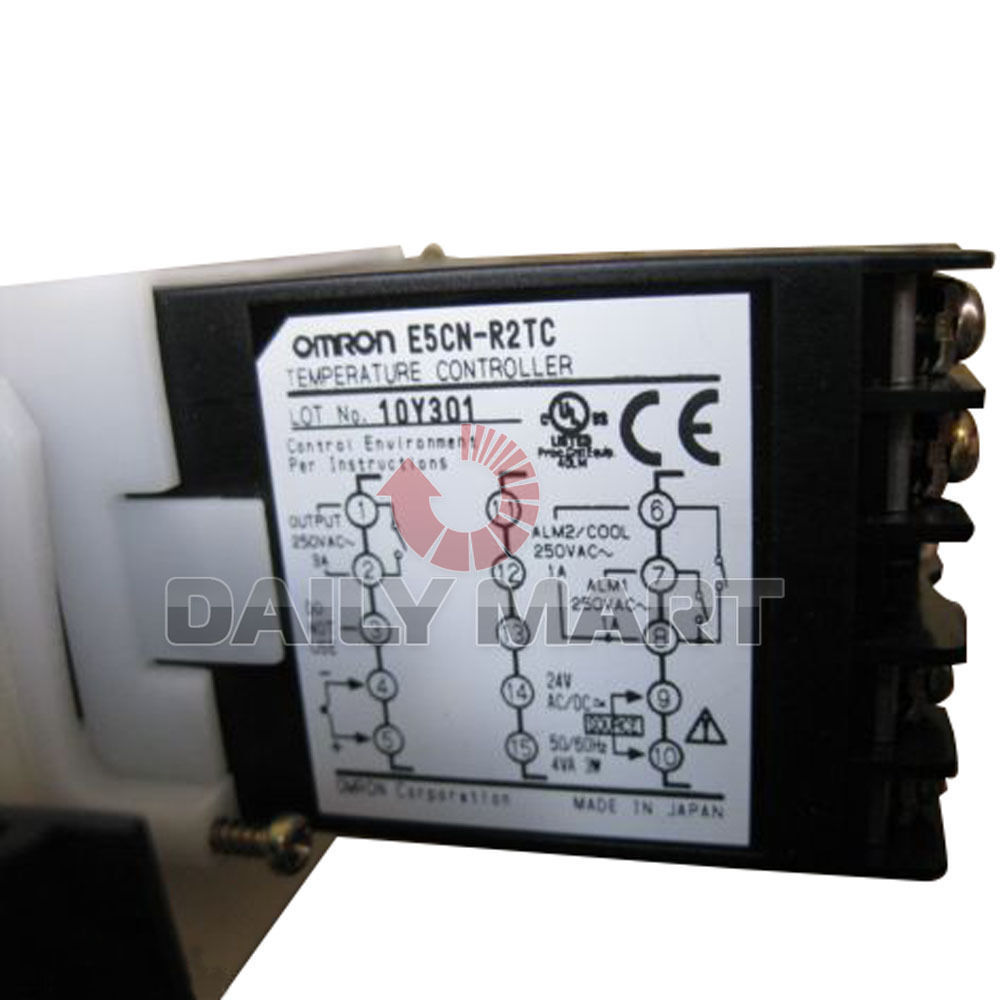 New Omron E5CN-R2TC Temperature Controller E5CNR2TC Digital, in Box