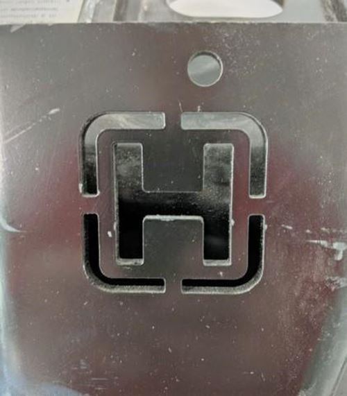 Freightliner RH Frame Hanger - P/N 079651-002