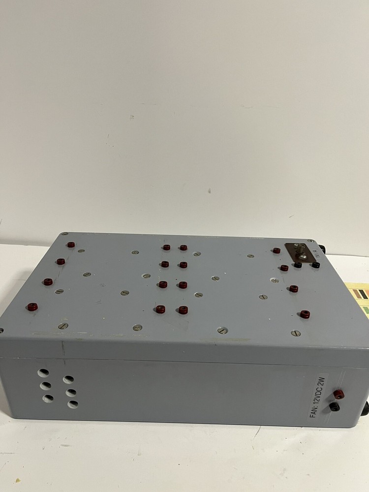 Resistance deca box for calibration and test