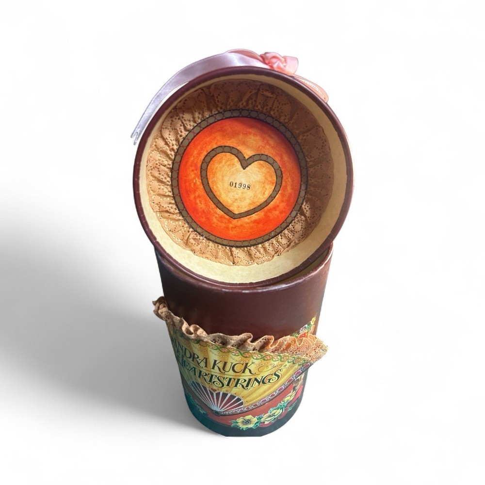 Sandra Kuck Heartstrings- Box / Container Only