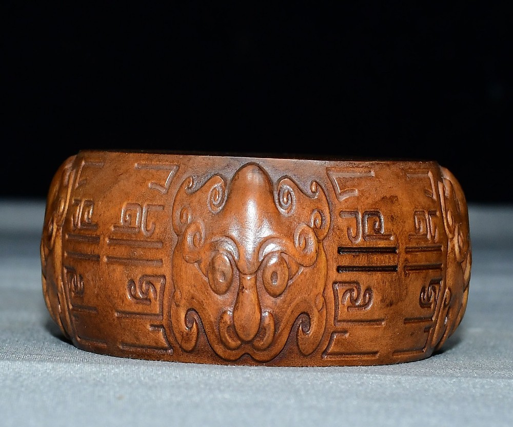 Exquisite Small Leaf Boxwood Base Ornament