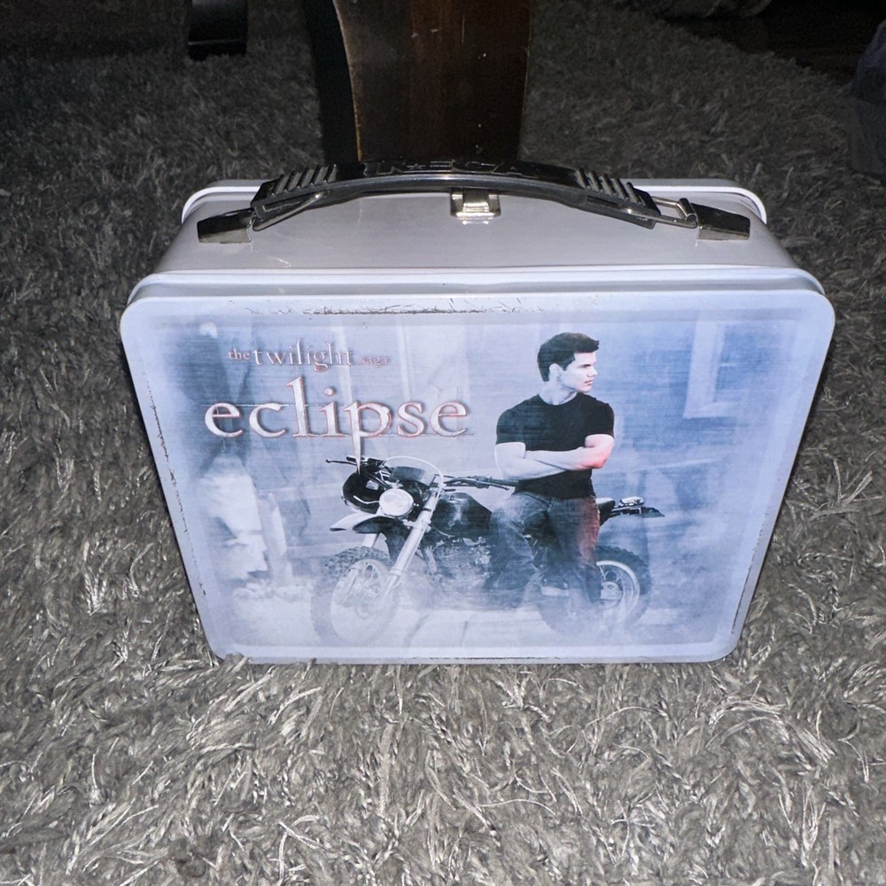 RARE TWILIGHT "ECLIPSE" METAL LUNCH BOX BY NECA