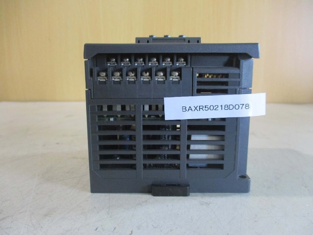 KEYENCE KV-N14AT Programmable Controller PLC Automation USED #2