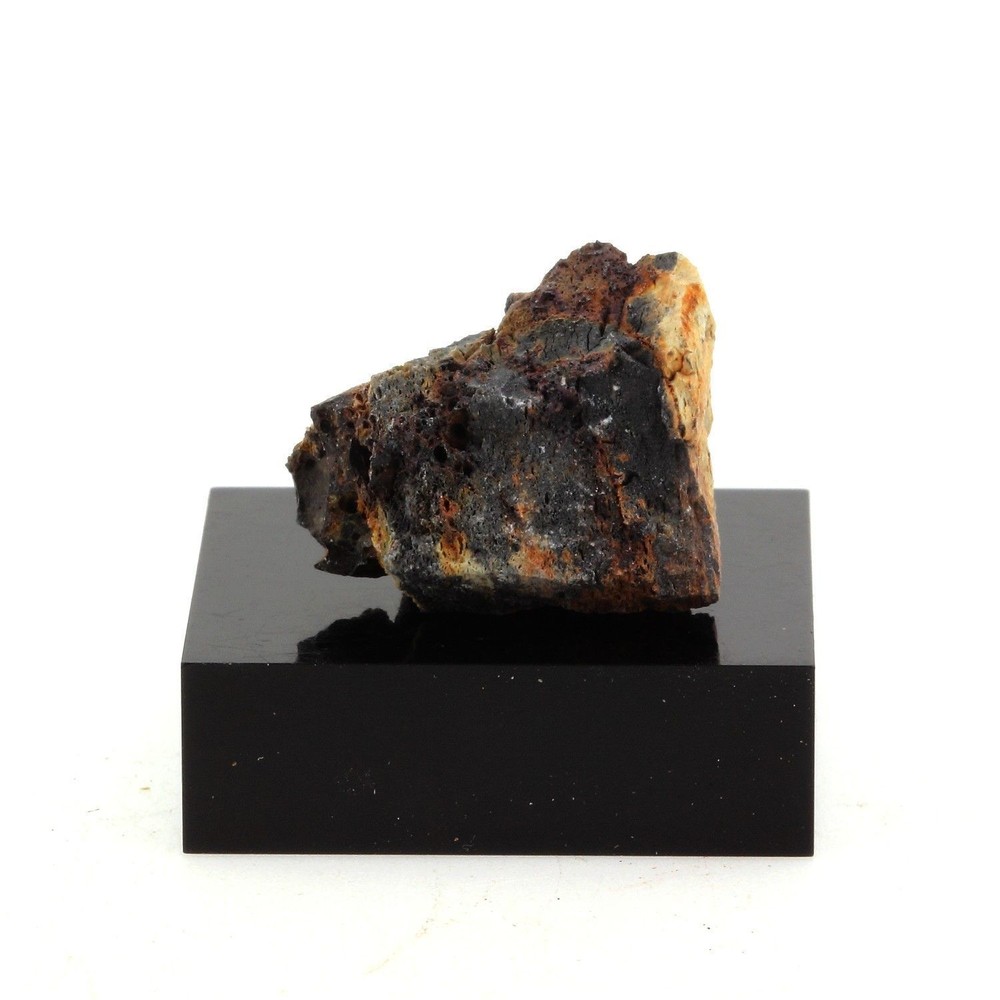 Clay. 17.8 Ct. Ottawa, Ontario, Canada.