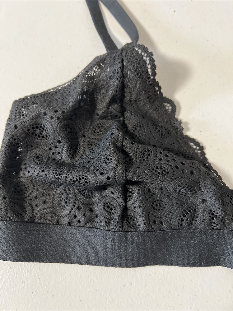 Black Lace Bralette Size M Colsie