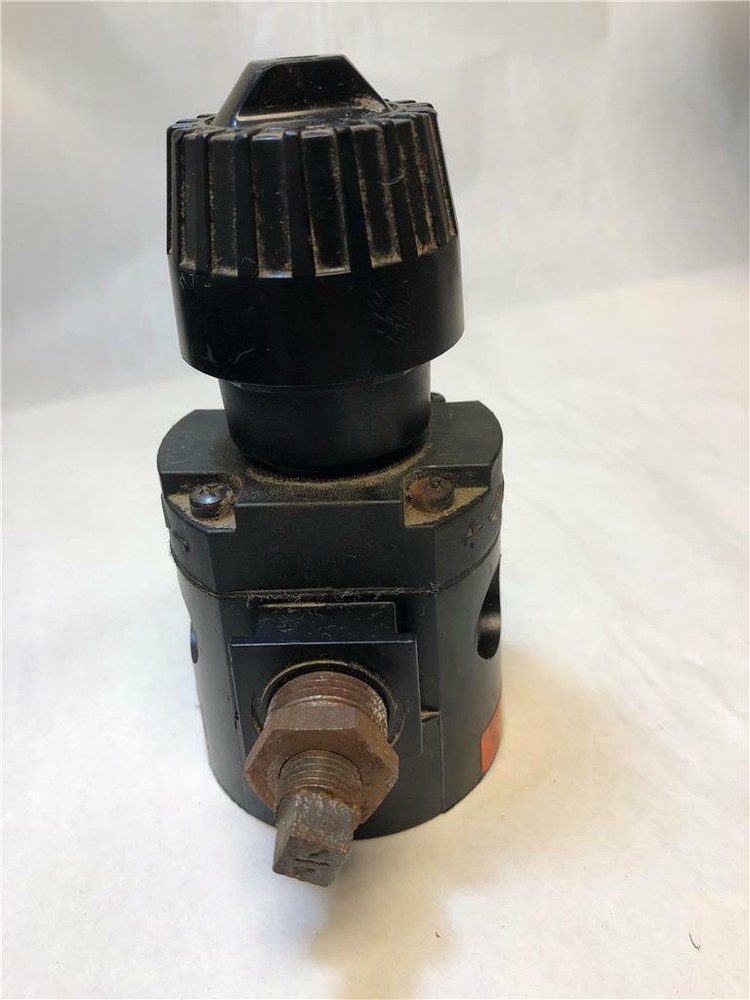 Wilkerson CB6-04-000 Precision Regulator