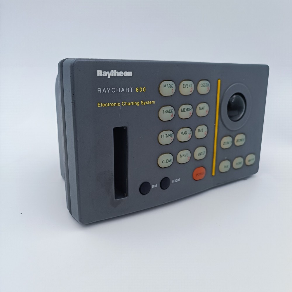 Raytheon Raymarine Raychart 600 Electronic Charting System Chartplotter GPS