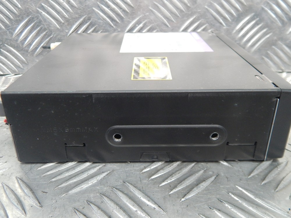 VOLVO S80 MK2 06-11 DVD PLAYER