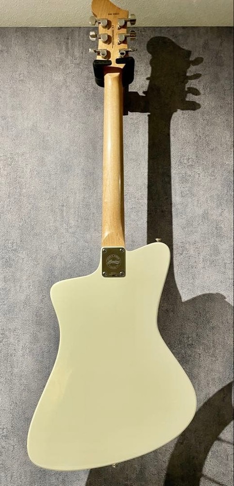 Baum Guitars Wingman