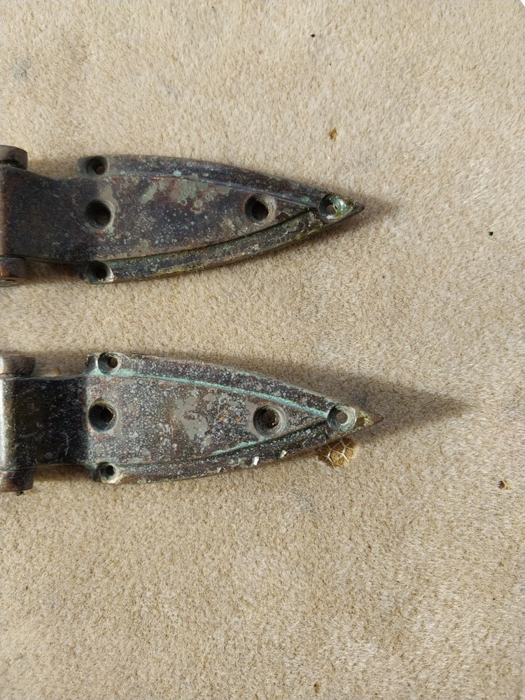 Vintage 3 way rounded brass hinges