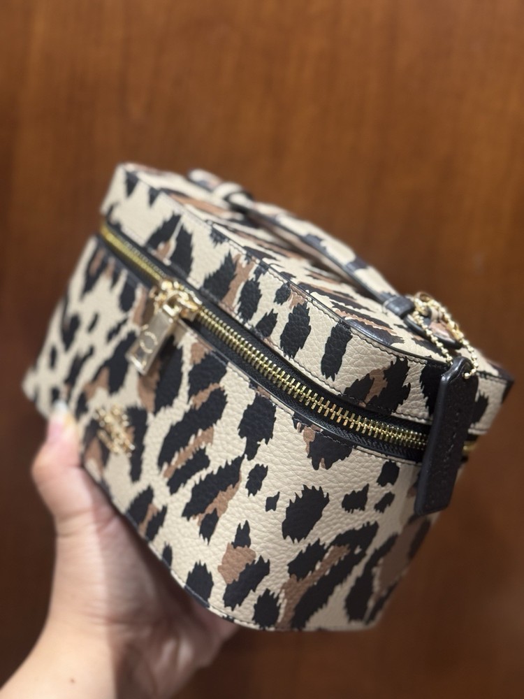 Coach Cosmetic Case With Leopard Print NWT CCF43 In Leopard Multi