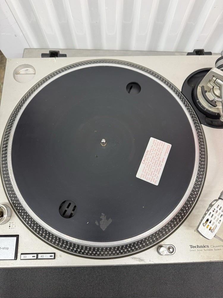 Technics SL-1200MK2 Direct Drive Turntable System, Silver