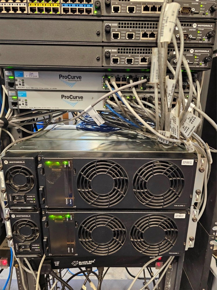 Motorola K2 Core Conventional Dispatch Console System Complete MCC7100 MCC7500