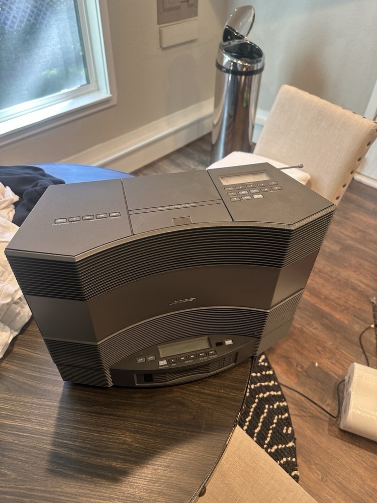 Bose Acoustic Wave Music System II With Multi-Disc Changer READ DESCRIPTION