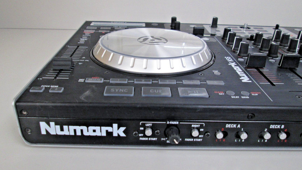 Numark NS6 Professional 4-Channel DJ Controller Touch-sensitive illuminate Mixer