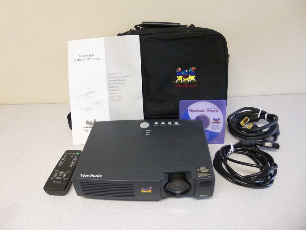 Viewsonic PJ551 Projector With Remote Bundle