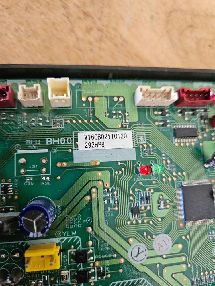 Mitsubishi T7W-F22-315 CONTROL BOARD