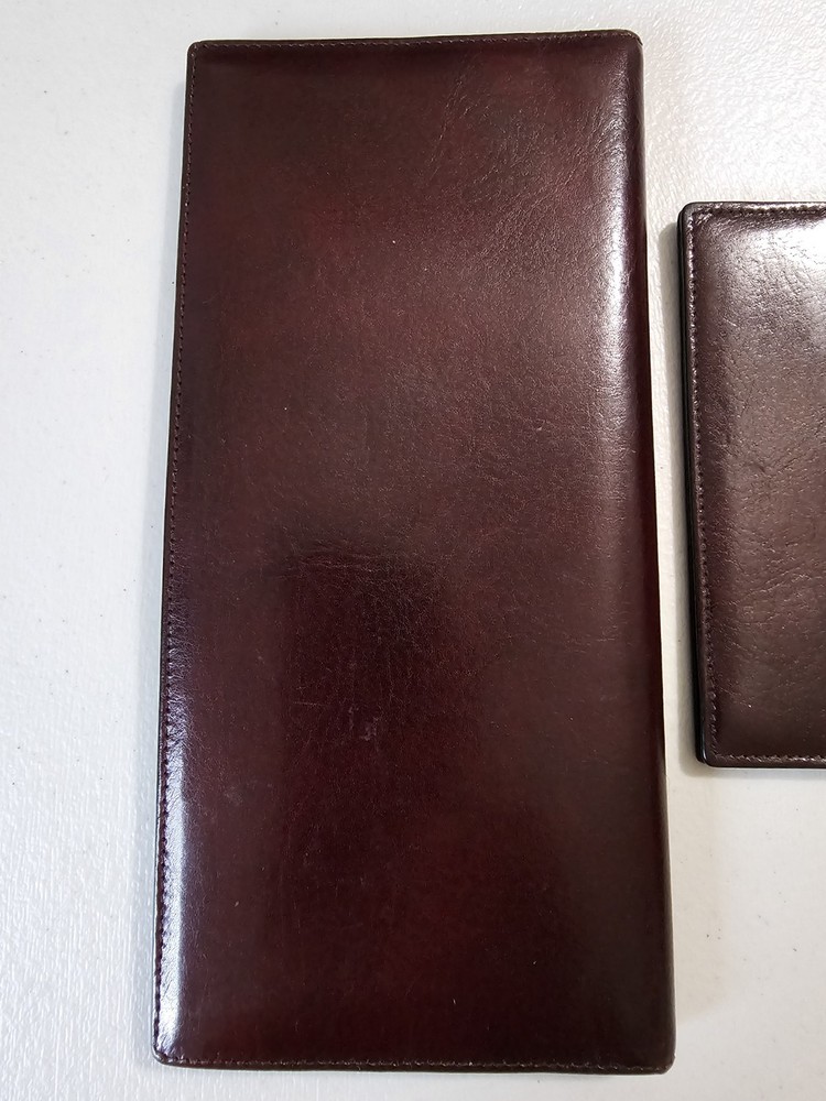 Ricardo Beverly Hills Leather Passport Wallet Case & Billfold