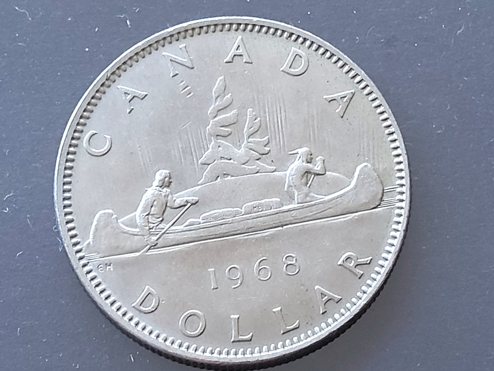 Canada 1 Dollar Coin, 1968 , nice grade ,        refj241