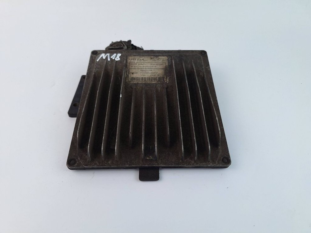 Renault Clio II 2000 Engine Control Unit Module 8200212348 BVV2786