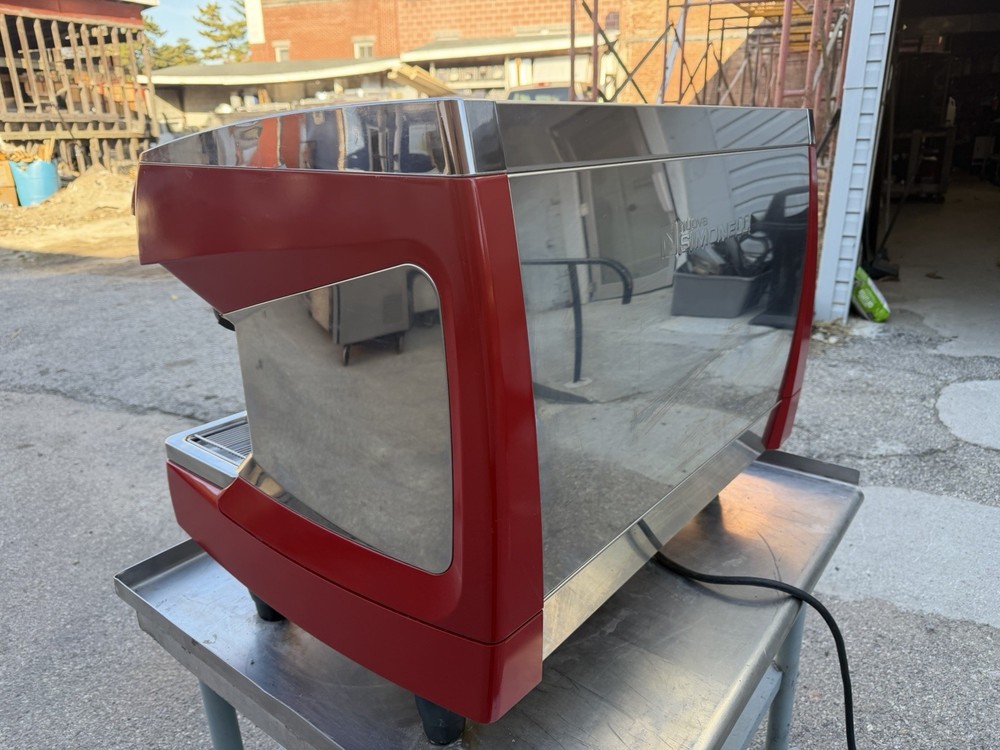 Nuova Simonelli Aurelia 2, Digit Espresso Machine. Please Read Description