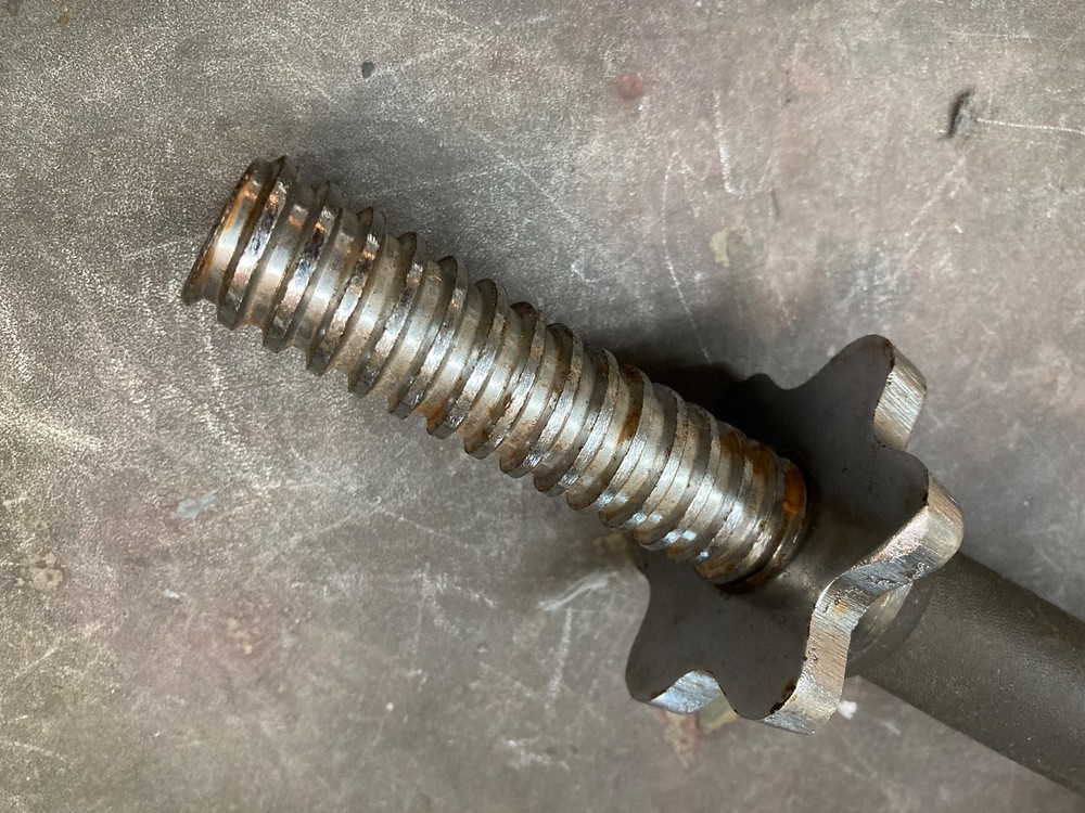 DUMBBELL HANDLE CHROMED STEEL