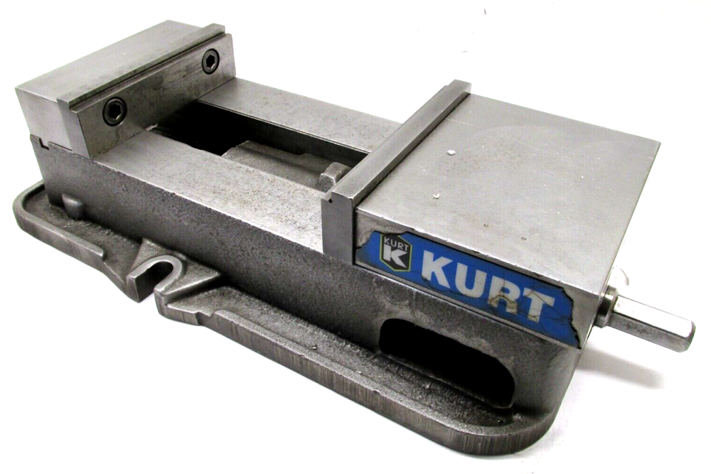 KURT ANGLOCK 6" MILLING MACHINE VISE w/ JAWS & HANDLE - #D675