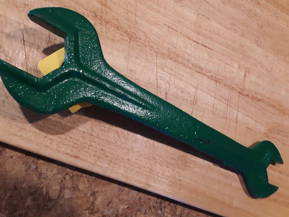 ANTIQUE JOHN DEERE D127 WRENCH 14"