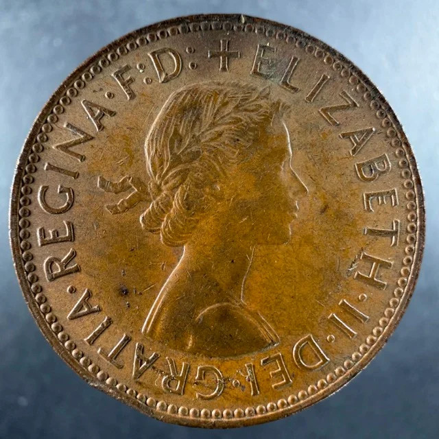 1966 Great Britain Half Penny Sharp Features Elizabeth II Bronze