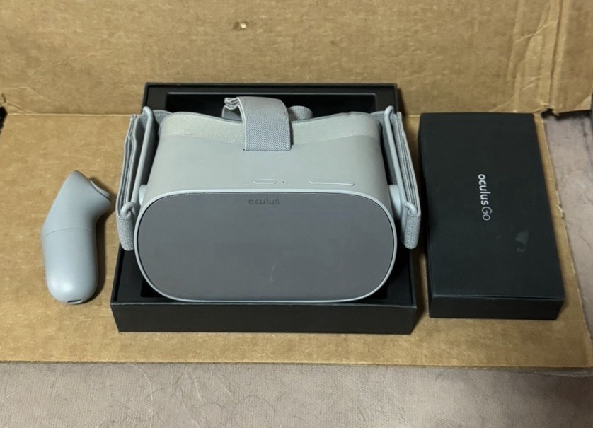 Oculus Go All-in-One VR Headset 32GB