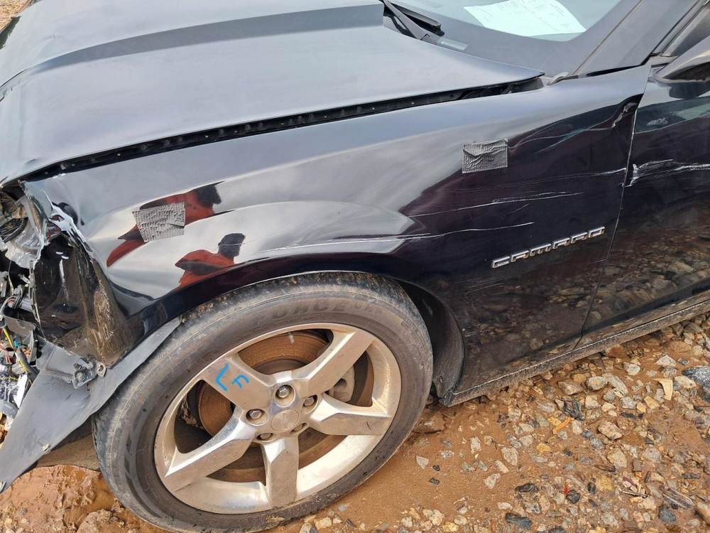 Console Front Floor Fits 15 CAMARO 4738975