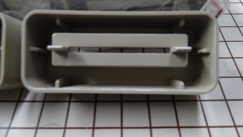 Cartridge socket for Atari 400