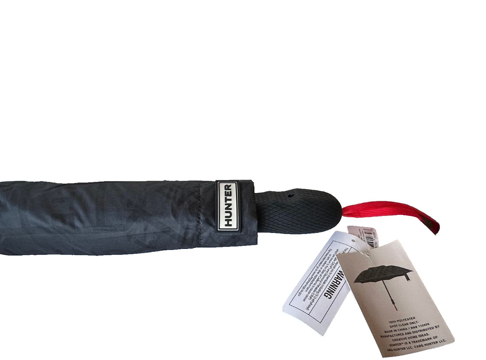 NWT HUNTER Vented Compact Umbrella  With All Over Logo Patch Double Sided