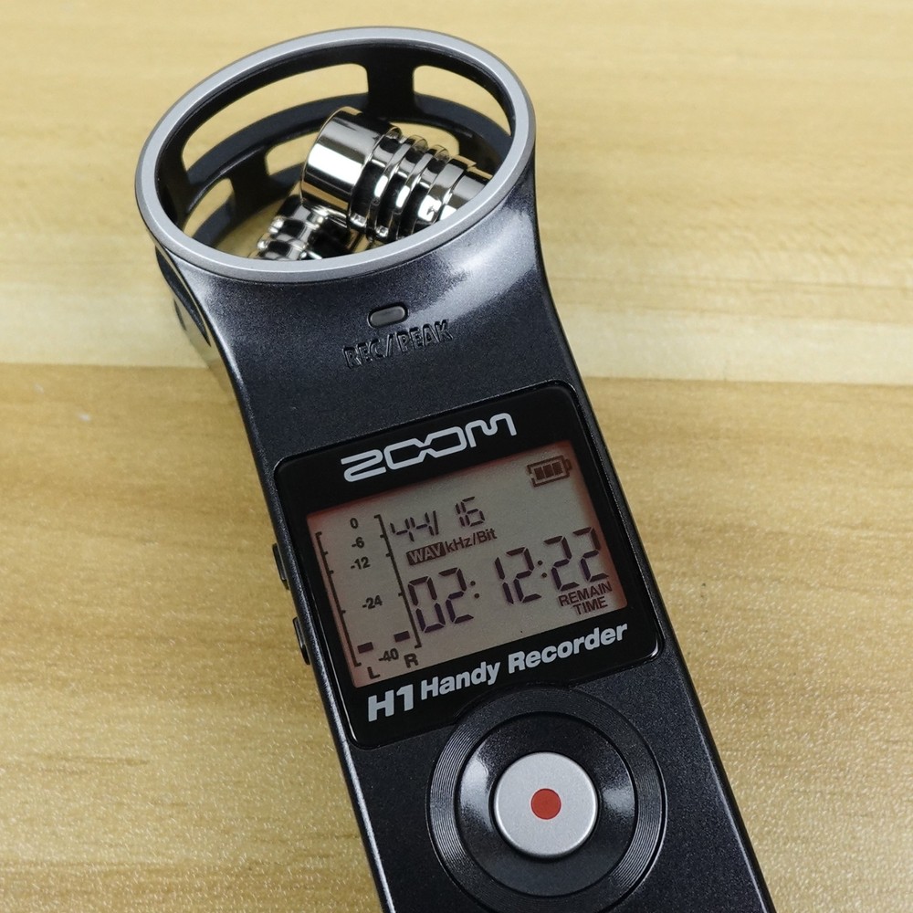 Zoom Handy Recorder H1 Portable With Accessory Pack and Memory Tested