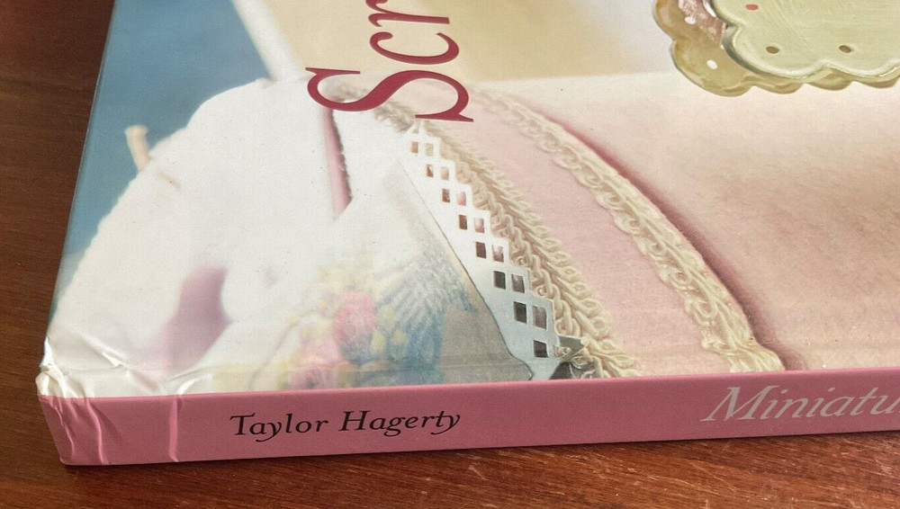 Miniature Scrapbooks & Small Treasures to make HB