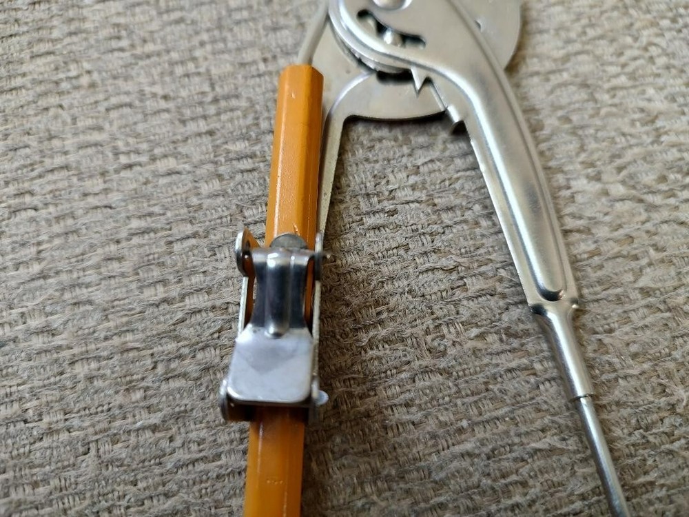 2 Compass/Protractors