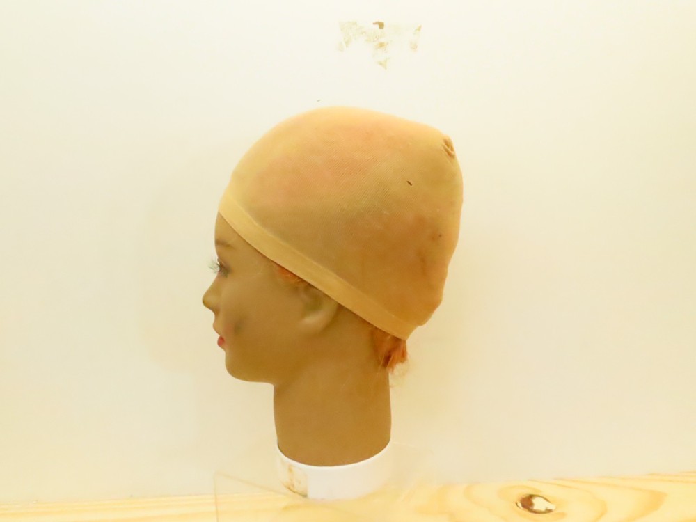 Nude Cosmetology School Mannequin Head