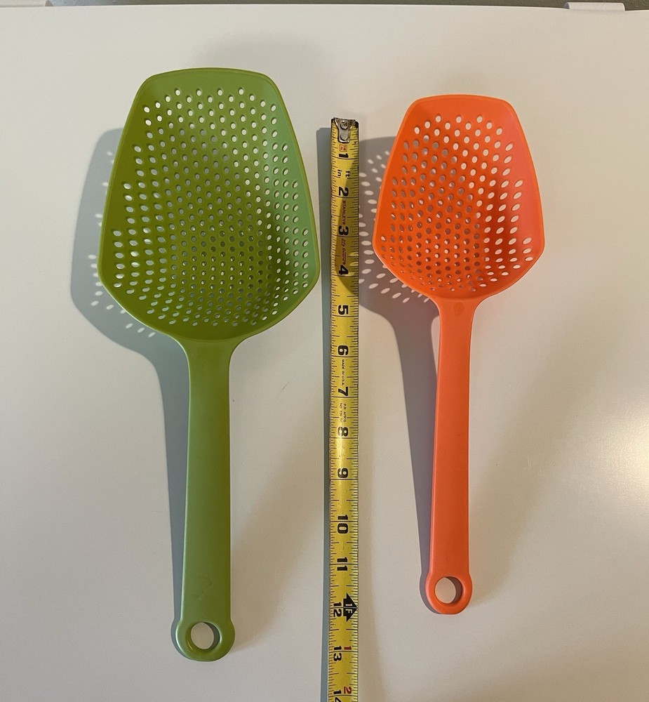 Kitchen Discovery Colander/Strainer Scoops 2 Pc. Set