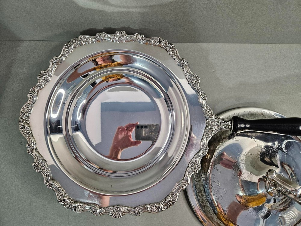 Webster Wilcox Silver Plated Ornate Chafing Dish with Lid 2 pc.