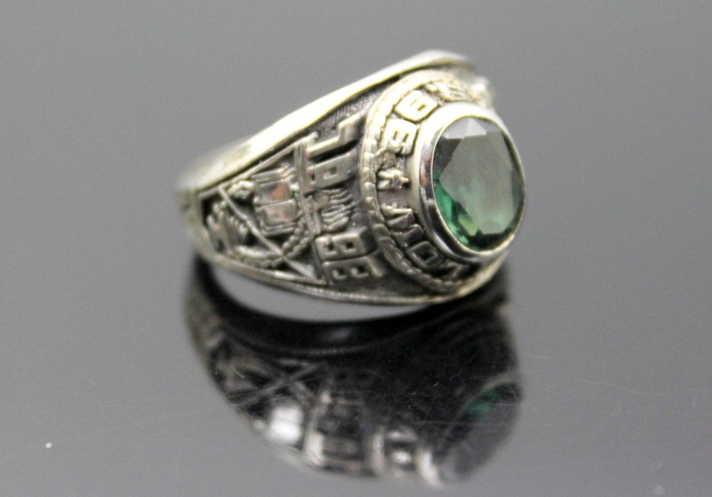 SETH LOW MIDDLE SCHOOL 1998 SOLID STERLING SILVER RING SIZE 9.75'
