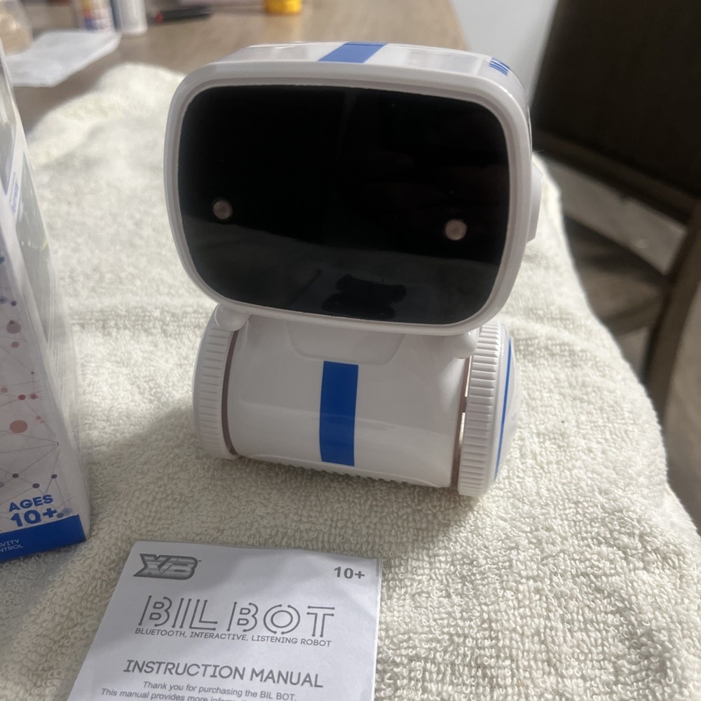 Bilbot Bluetooth Interactive Listening Robot Wireless or Voice Control