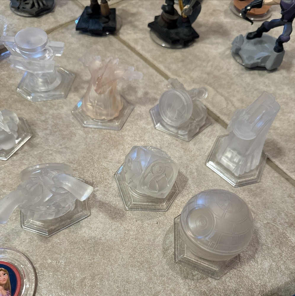 Disney Infinity Figures Huge Mixed Lot 40 Pieces **Read Description