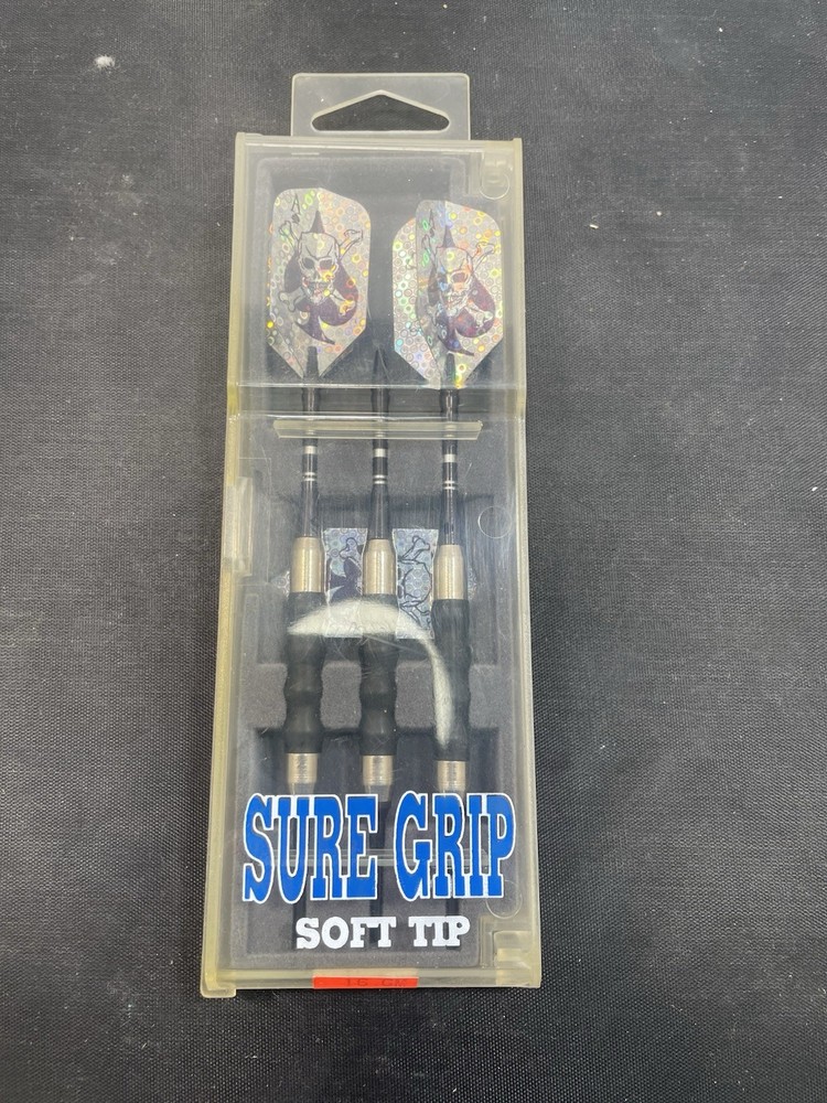 Sure Grip Soft Tip Darts - Dartboard Game Accessory - Black Pirate Skulls