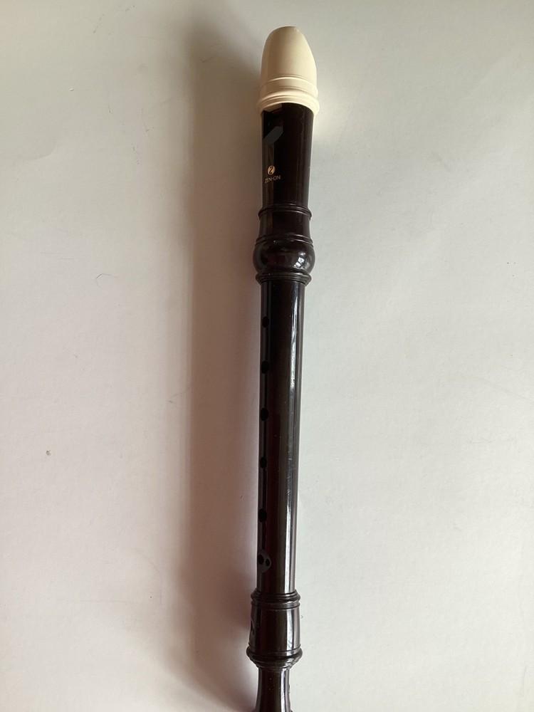 Zen-On Standard Recorder Plastic Gently Used