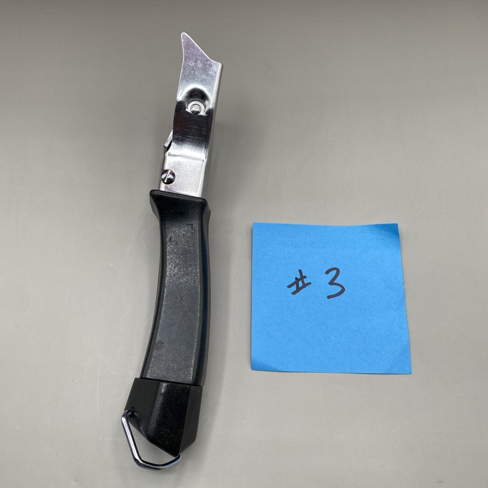 One Corning Ware Detachable Locking Handle For P-Series Smaller Handle P-10-HG