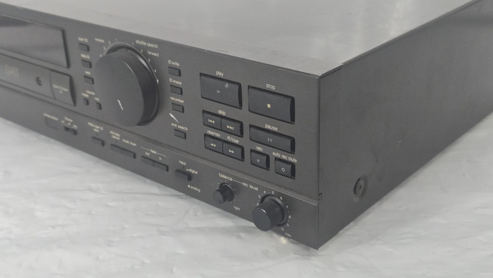 Technics SV-DA10 DAT Digital Audio Tape Deck MASH