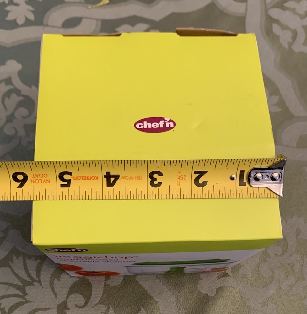 Chef'n VeggiChop Hand-Powered Pull Function Vegetable Chopper Green Storage Lid